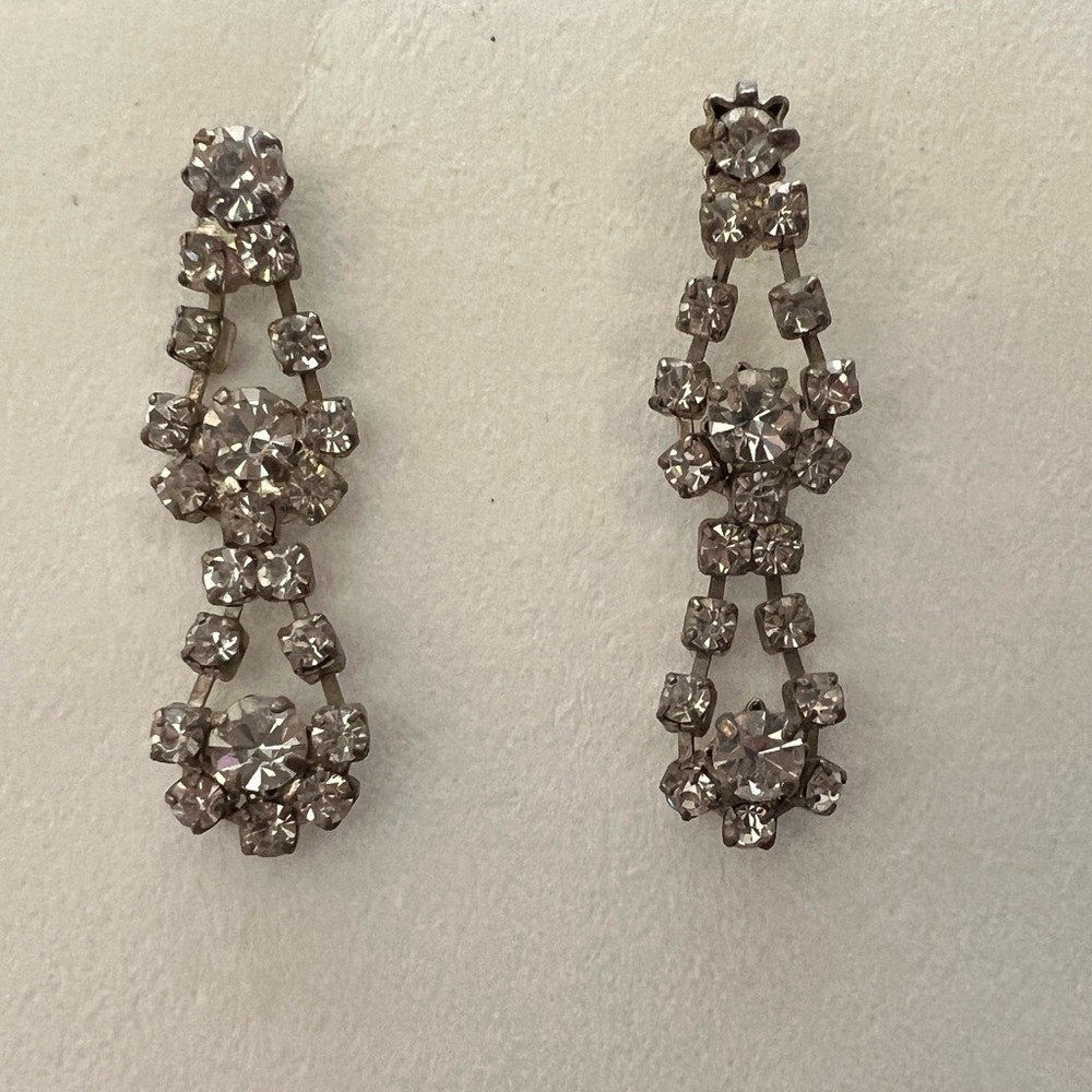 Vintage Crystal Drop Earrings